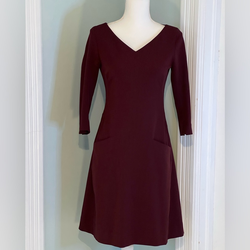 M.M.LaFleur Burgundy Shift Dress Knee Length Pockets Size 6